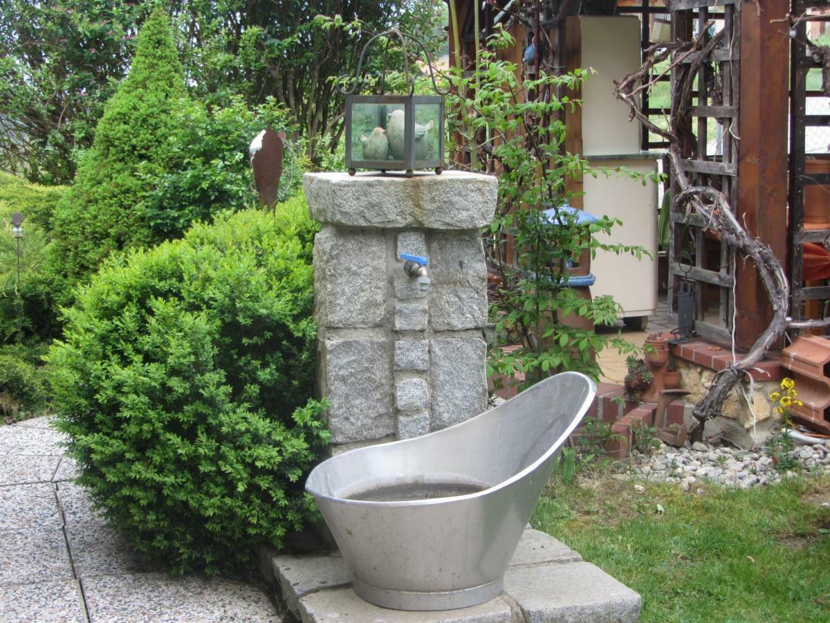 Anna'S Home - Ferienwohnungen Ratsch an der Weinstrasse Exterior photo